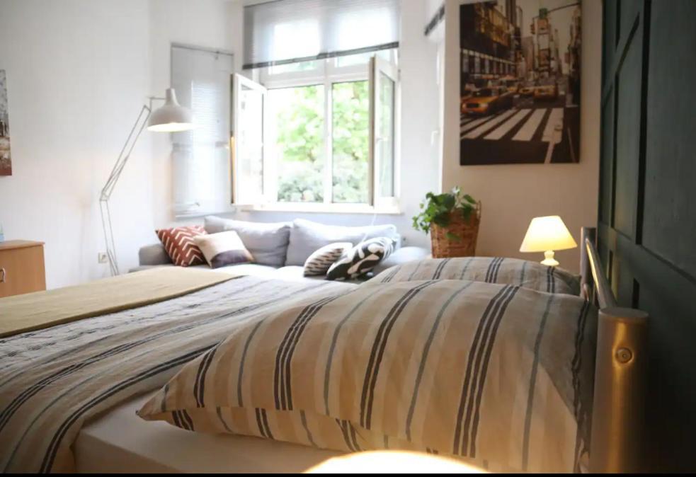 Cozy , Warm And Welcoming Room In The Heart Of Nuernberg Exterior foto